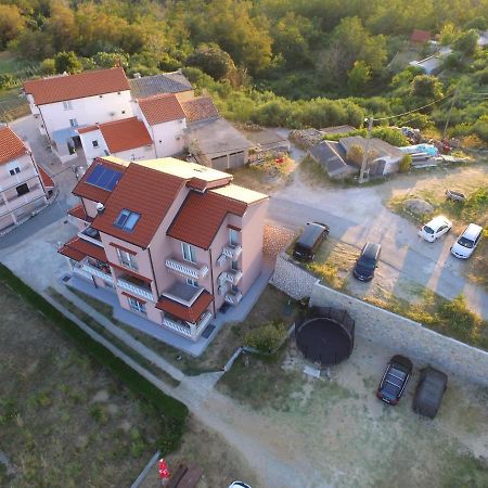 Apartmani Danijela Tomicic Lopar Exterior photo