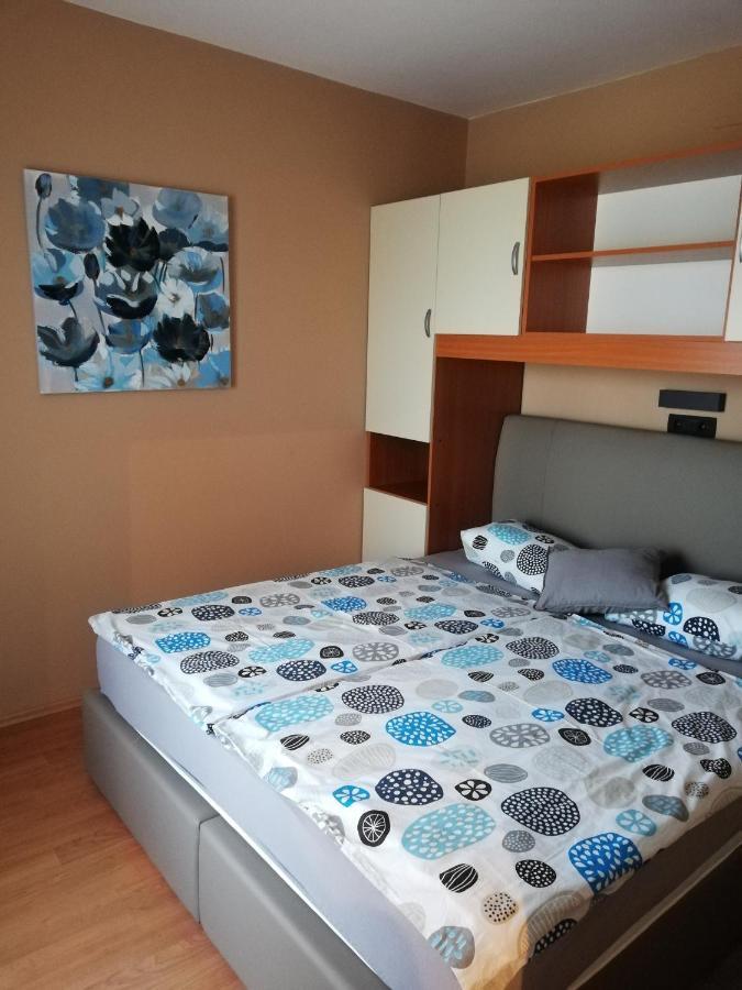Apartmani Danijela Tomicic Lopar Exterior photo
