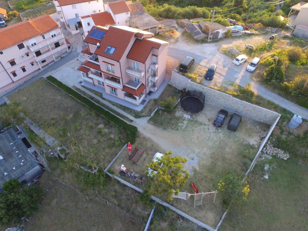 Apartmani Danijela Tomicic Lopar Exterior photo