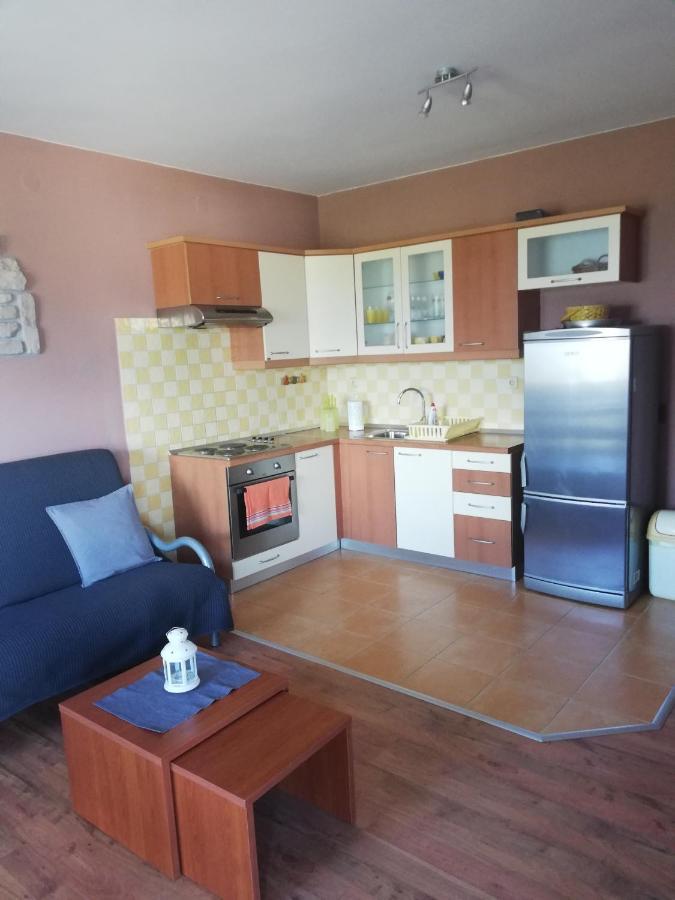 Apartmani Danijela Tomicic Lopar Exterior photo