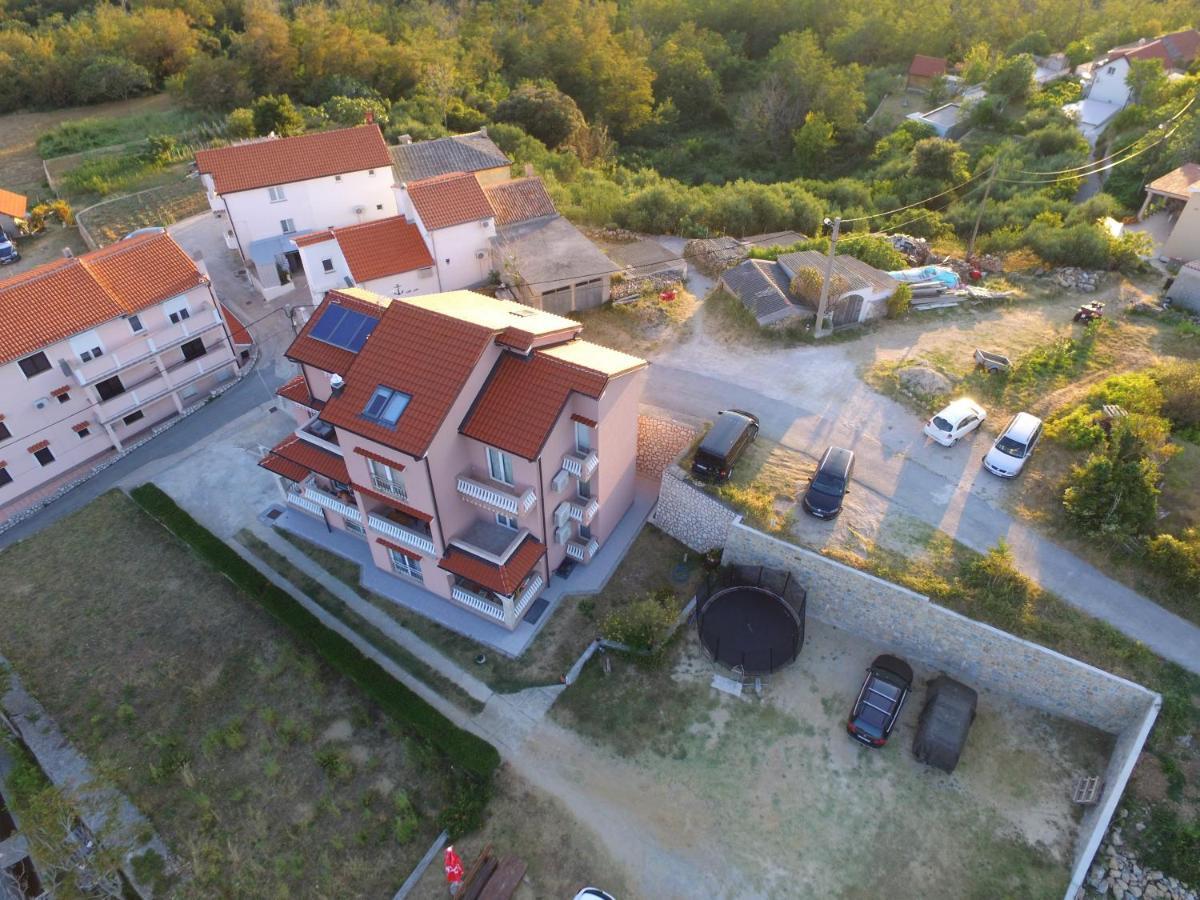 Apartmani Danijela Tomicic Lopar Exterior photo
